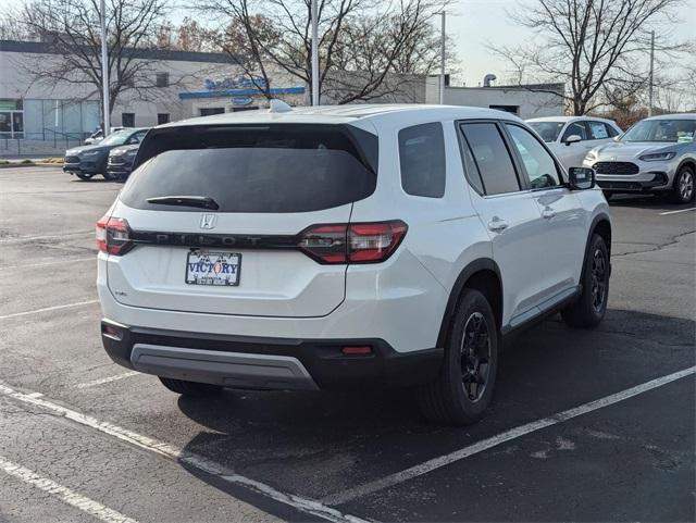 new 2025 Honda Pilot car, priced at $49,350