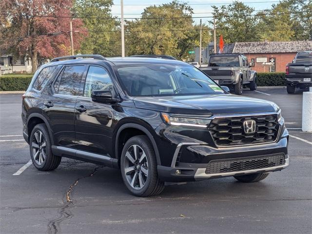 new 2025 Honda Pilot car, priced at $50,995