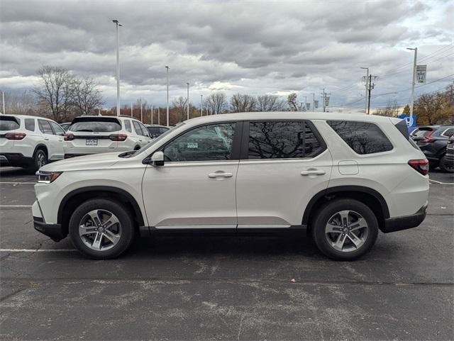 new 2025 Honda Pilot car, priced at $48,180