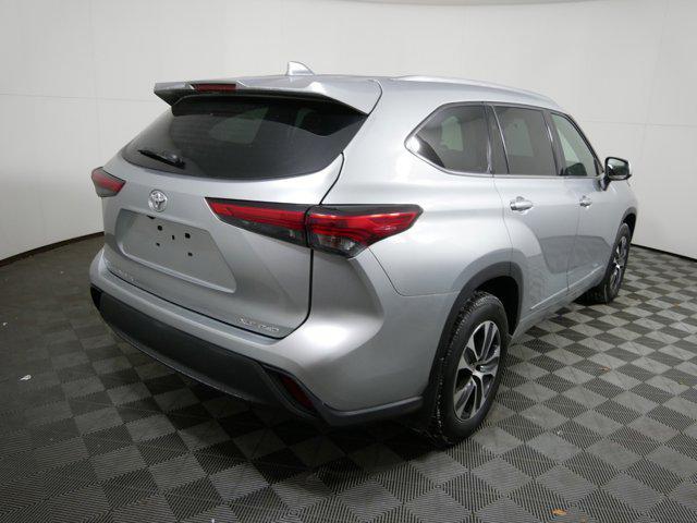 used 2021 Toyota Highlander car, priced at $35,163