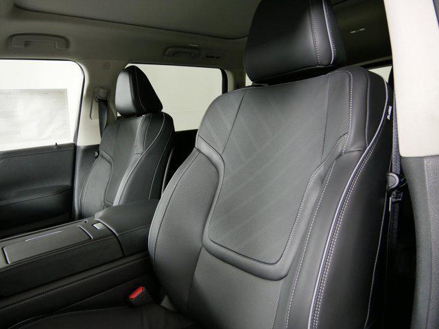 new 2025 INFINITI QX80 car, priced at $95,895