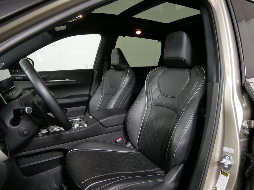 used 2022 INFINITI QX60 car, priced at $40,000