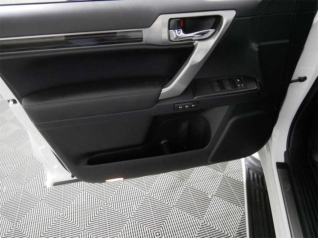 used 2023 Lexus GX 460 car, priced at $47,000