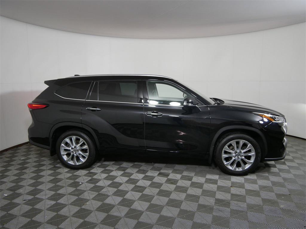 used 2021 Toyota Highlander car, priced at $37,842