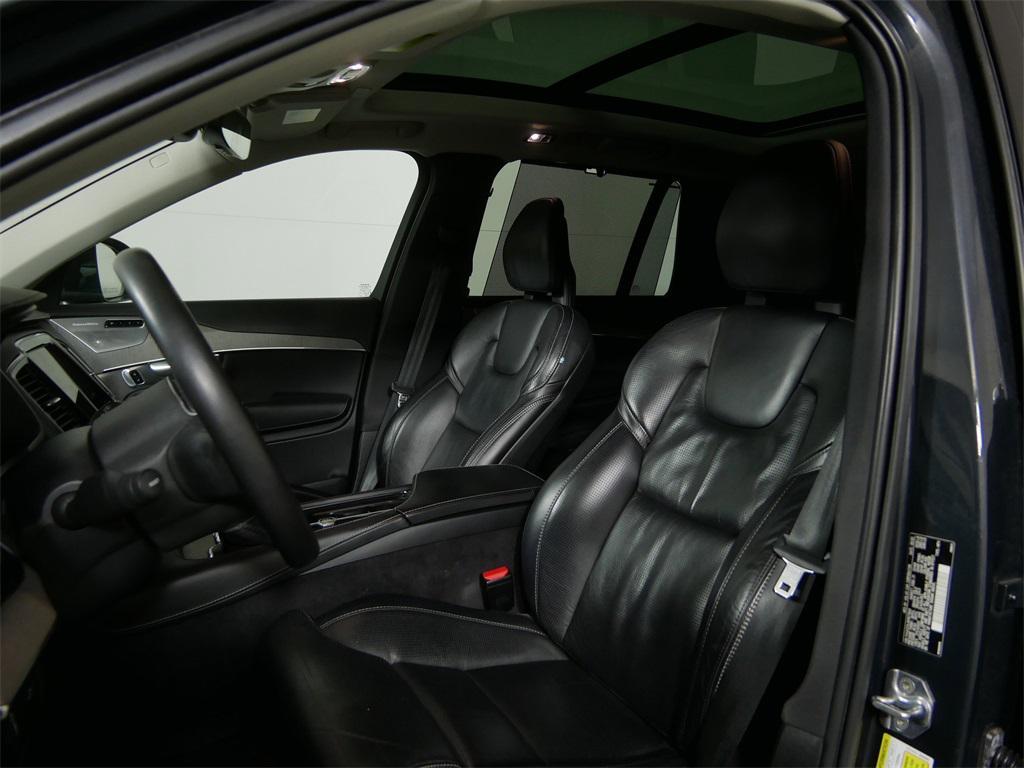 used 2021 Volvo XC90 car, priced at $28,290