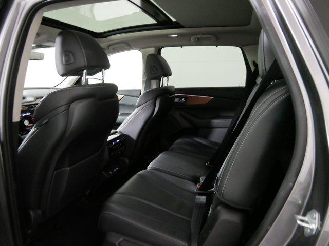 used 2022 Acura MDX car, priced at $40,000