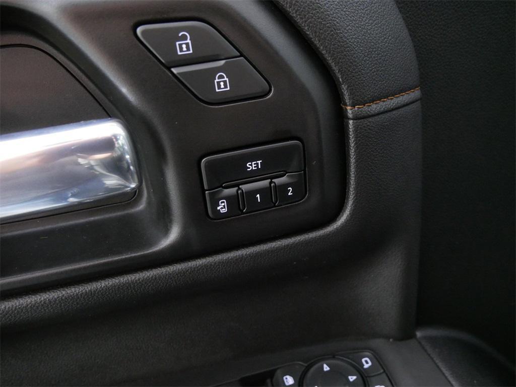 used 2022 GMC Sierra 1500 car, priced at $35,000