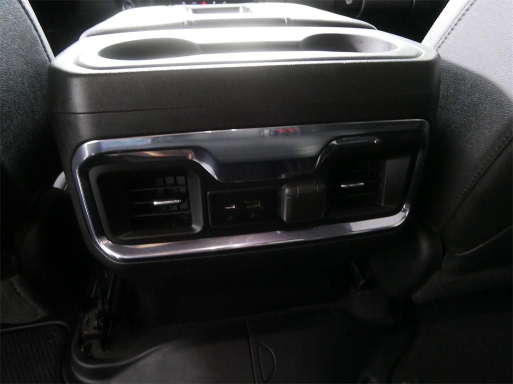 used 2022 GMC Sierra 1500 car, priced at $35,000