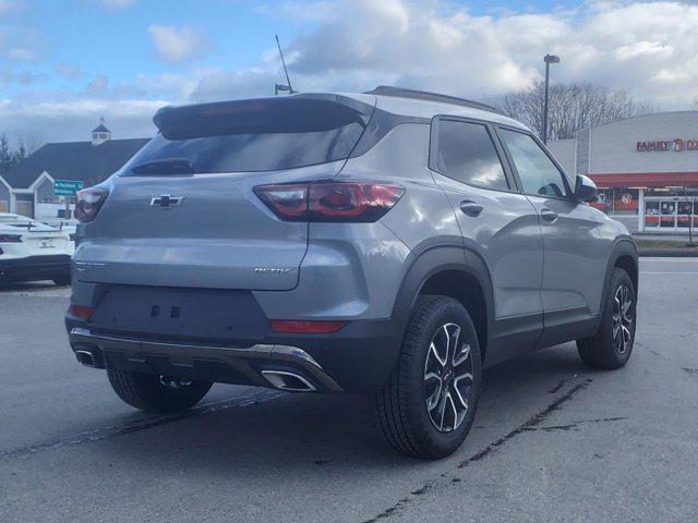 new 2025 Chevrolet TrailBlazer car, priced at $30,990