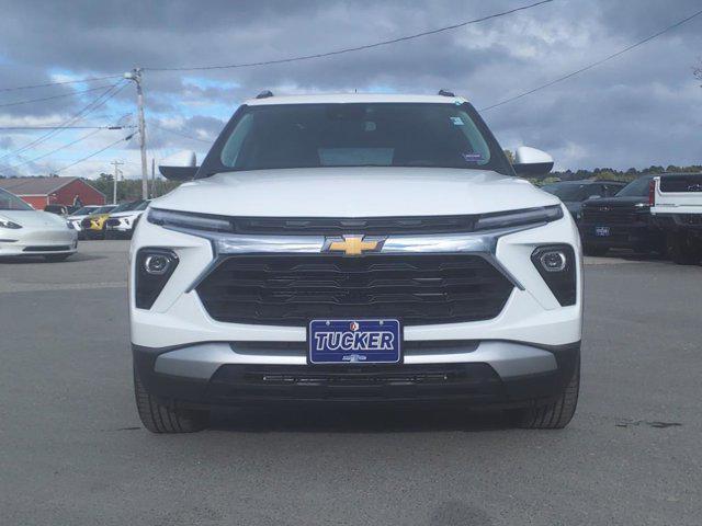 new 2025 Chevrolet TrailBlazer car, priced at $27,080