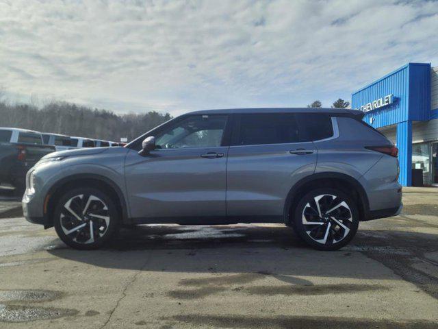 used 2023 Mitsubishi Outlander car, priced at $24,250