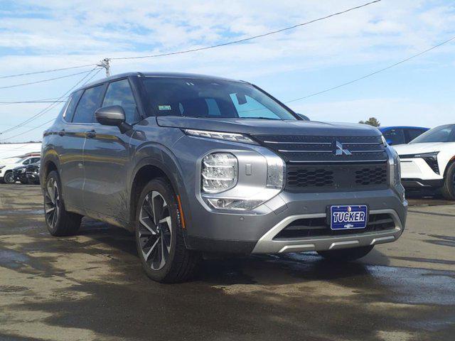 used 2023 Mitsubishi Outlander car, priced at $24,250