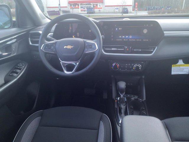 new 2025 Chevrolet TrailBlazer car, priced at $29,080