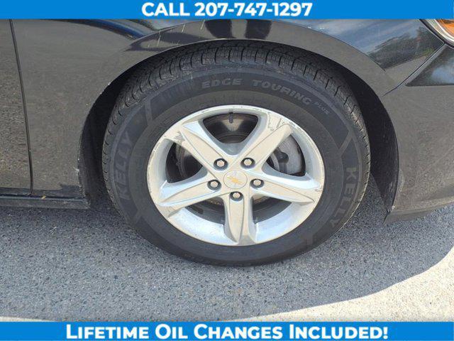 used 2022 Chevrolet Malibu car, priced at $18,250