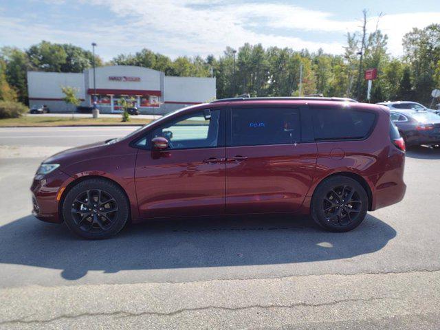 used 2022 Chrysler Pacifica car, priced at $27,250