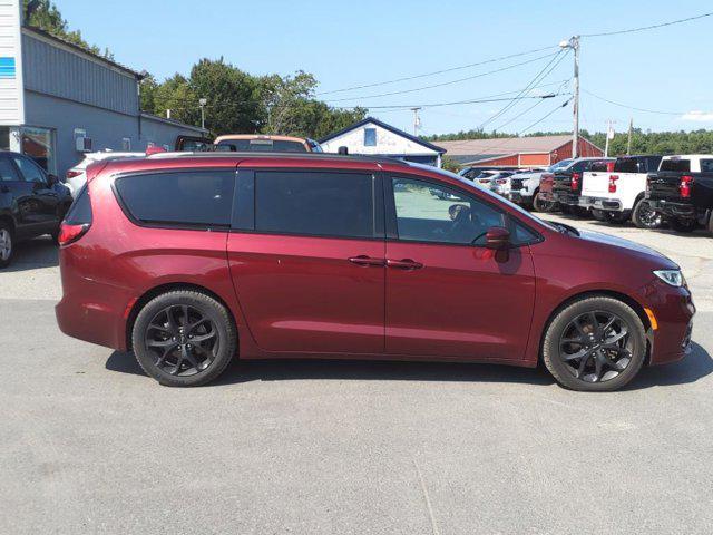 used 2022 Chrysler Pacifica car, priced at $27,250