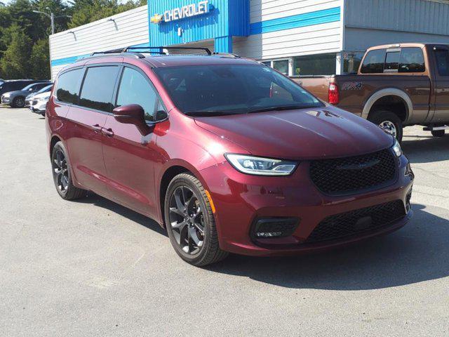 used 2022 Chrysler Pacifica car, priced at $27,250