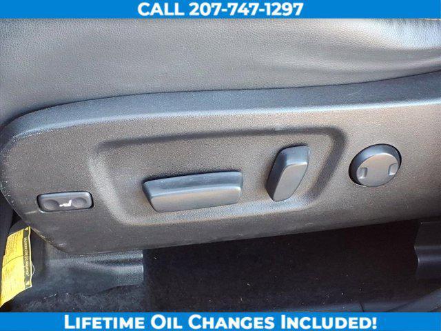 used 2019 Toyota Highlander car, priced at $26,750