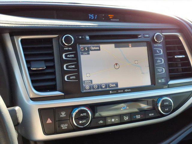 used 2019 Toyota Highlander car, priced at $26,750