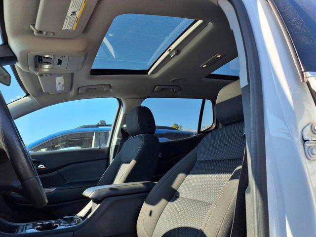 used 2022 GMC Acadia car, priced at $23,995