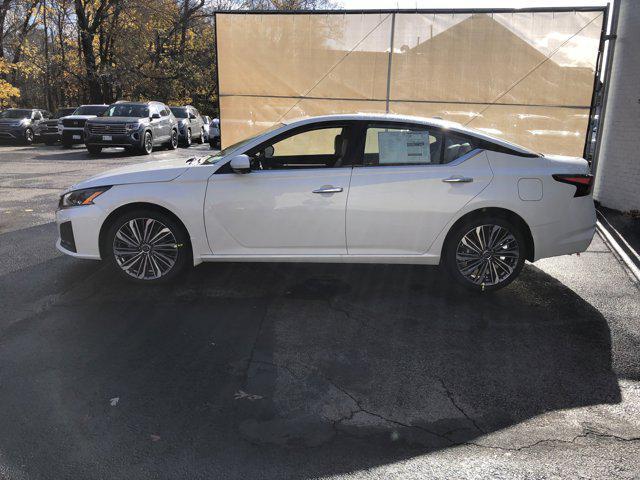 new 2025 Nissan Altima car, priced at $35,824