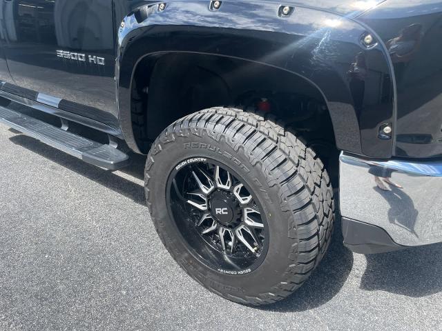 used 2022 Chevrolet Silverado 3500 car, priced at $59,994