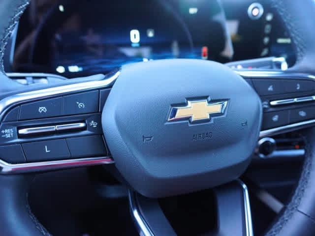 used 2025 Chevrolet Equinox car, priced at $29,995