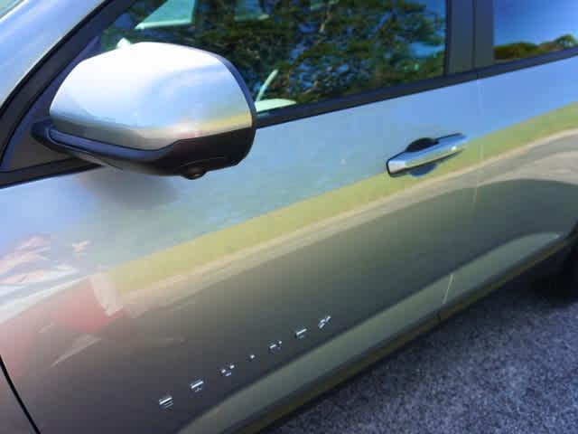 used 2025 Chevrolet Equinox car, priced at $29,995