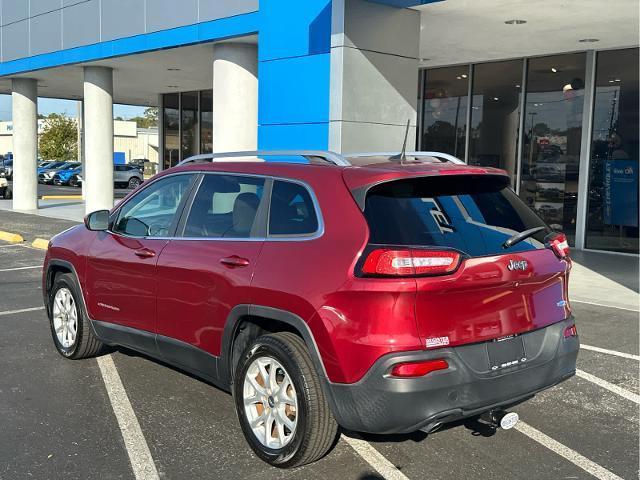 used 2017 Jeep Cherokee car, priced at $13,498