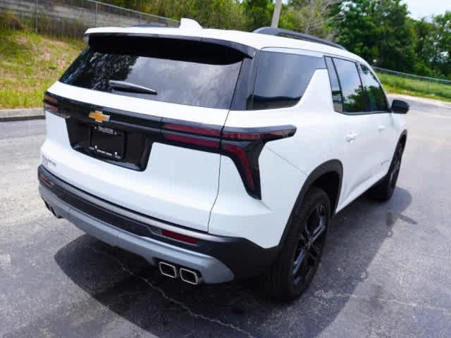 used 2025 Chevrolet Traverse car, priced at $43,494