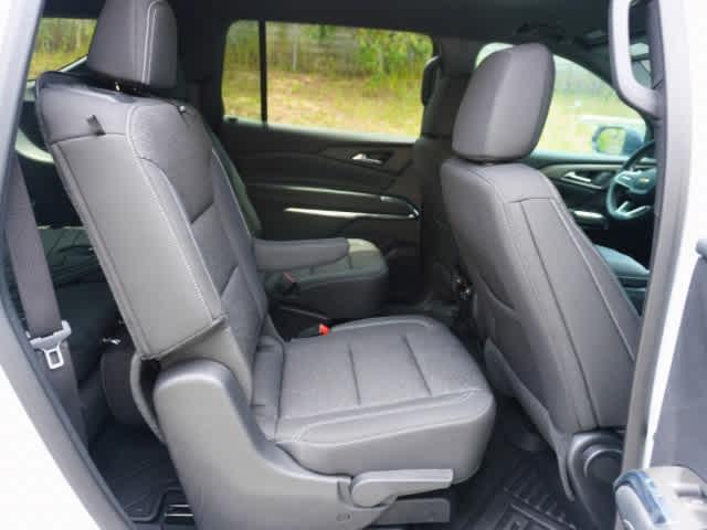 used 2025 Chevrolet Traverse car, priced at $43,494