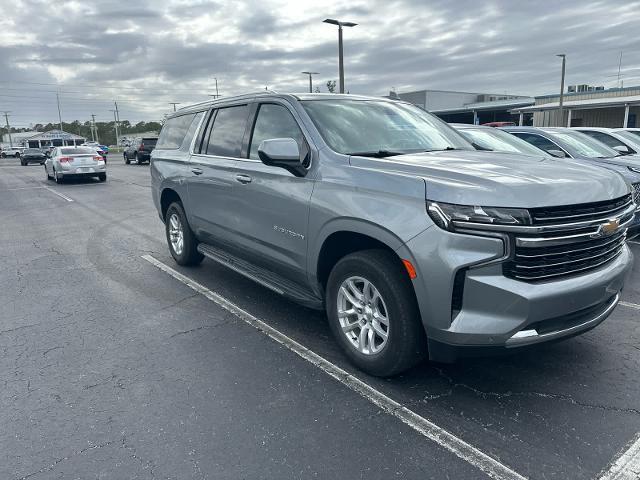 used 2023 Chevrolet Suburban car, priced at $48,994