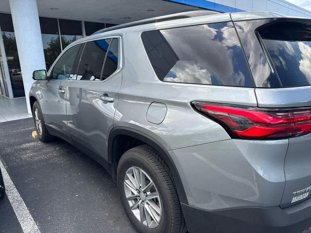 used 2023 Chevrolet Traverse car, priced at $28,994