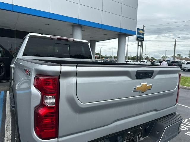 used 2022 Chevrolet Silverado 2500 car, priced at $55,995