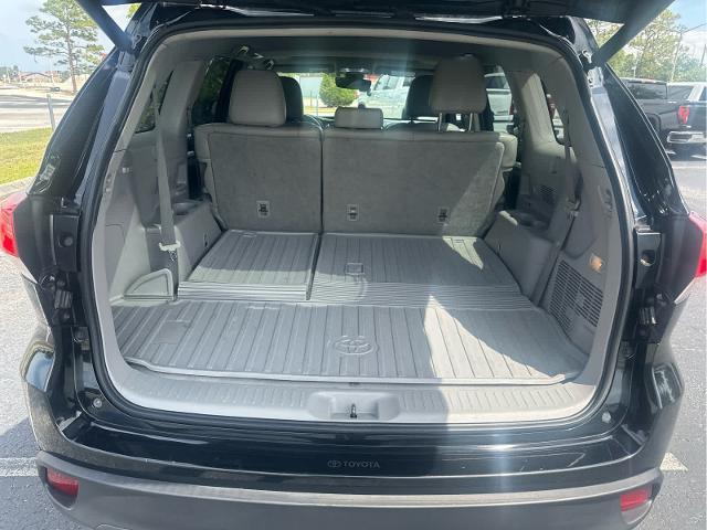 used 2018 Toyota Highlander car, priced at $22,998