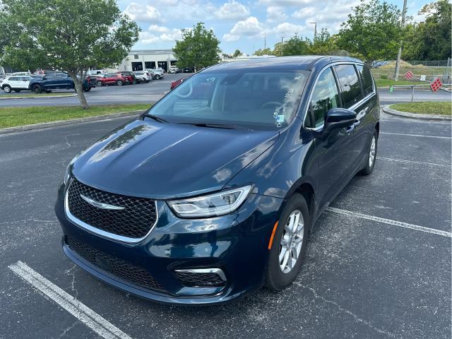 used 2023 Chrysler Pacifica car, priced at $24,998