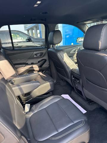 used 2023 Chevrolet Traverse car, priced at $31,995