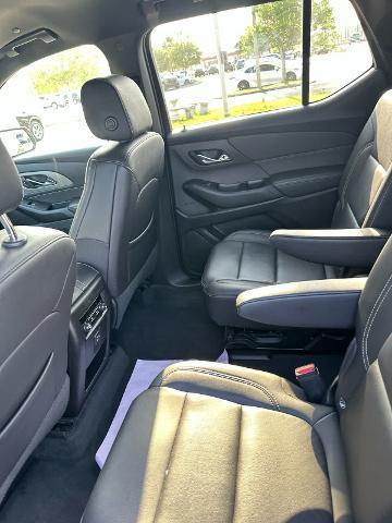 used 2023 Chevrolet Traverse car, priced at $31,995