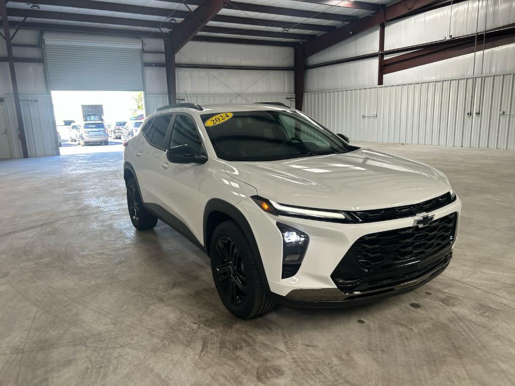 used 2024 Chevrolet Trax car, priced at $22,993