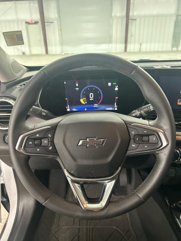 used 2024 Chevrolet Trax car, priced at $22,993
