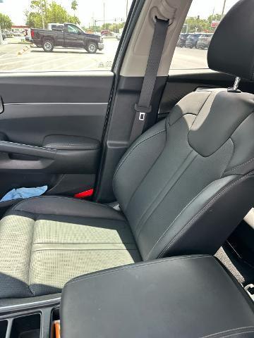 used 2025 Kia Sorento Hybrid car, priced at $35,994