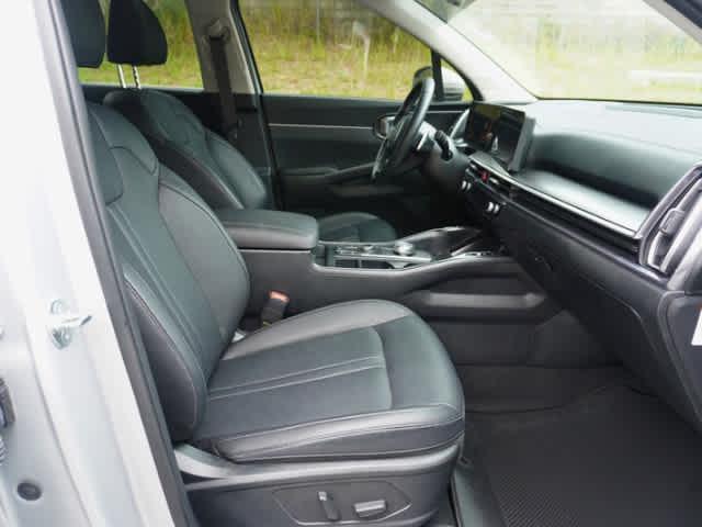 used 2025 Kia Sorento Hybrid car, priced at $35,994