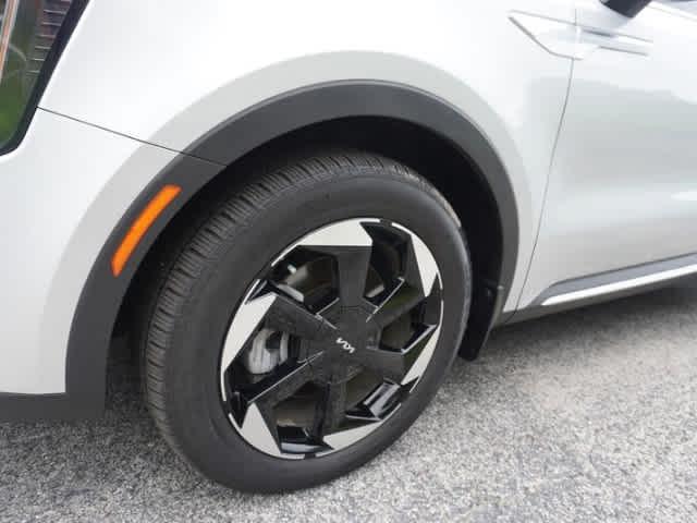 used 2025 Kia Sorento Hybrid car, priced at $35,994