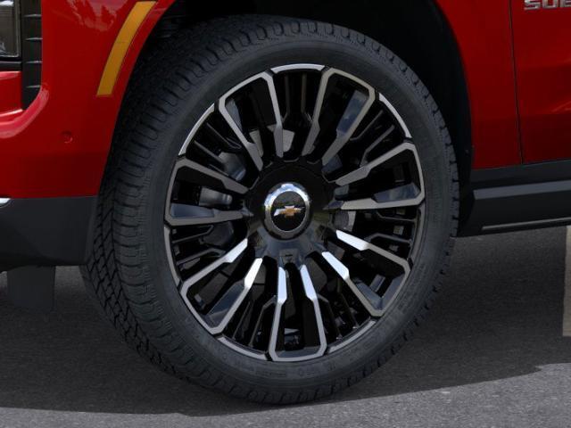 new 2025 Chevrolet Suburban car, priced at $90,125