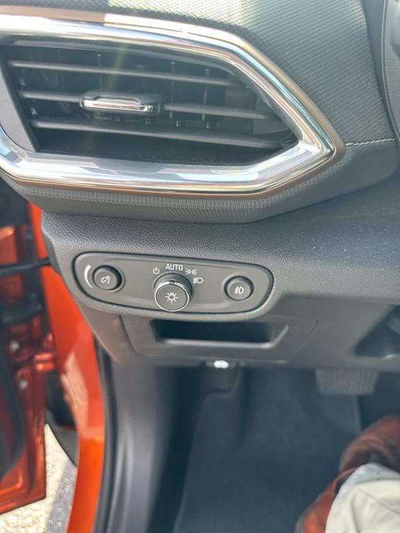 used 2023 Chevrolet TrailBlazer car, priced at $23,994