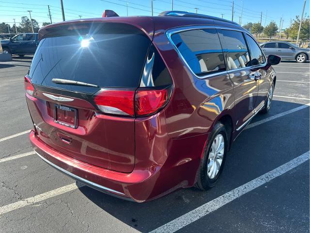 used 2018 Chrysler Pacifica car, priced at $12,995