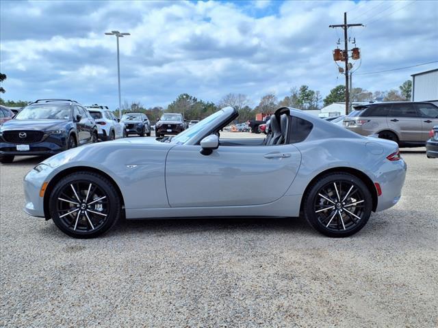 new 2025 Mazda MX-5 Miata RF car, priced at $38,232