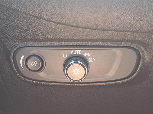 used 2022 Chevrolet Equinox car, priced at $17,995