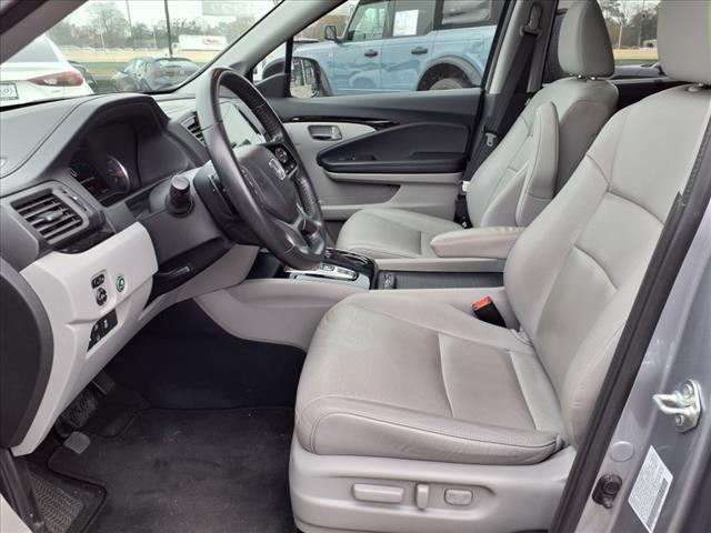 used 2022 Honda Pilot car, priced at $31,589