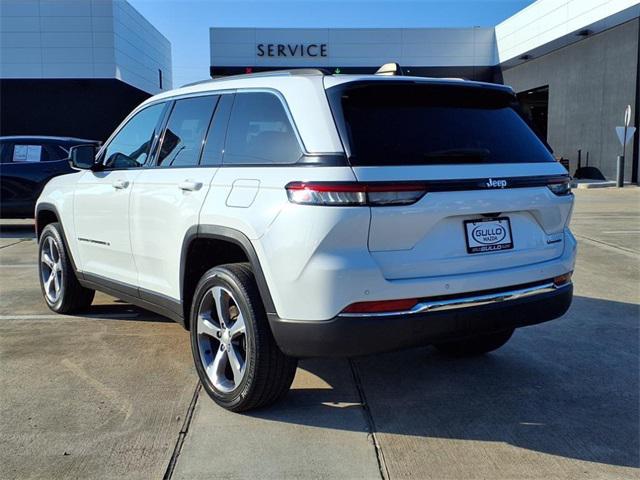 used 2023 Jeep Grand Cherokee car, priced at $28,038